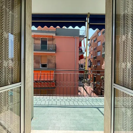 150 Metri Dal Mare Bilocale Con Balcone 博尔盖托桑托斯皮里托